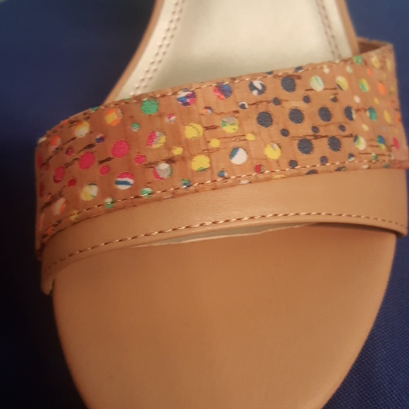 IMPO wedge heel shoe - Picture 5 of 10